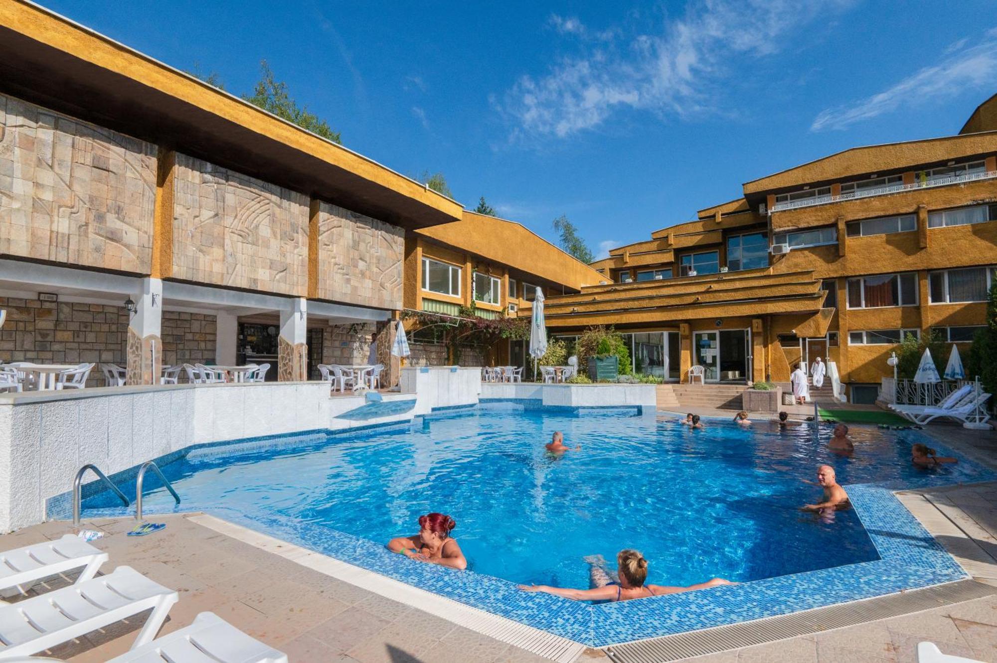Hotel Balneocomplex Kamena Velingrad Esterno foto